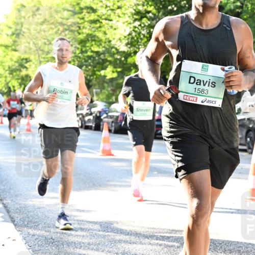 20.09.2026 - PSD Bank Halbmarathon Dr. Thomas Lammeyer http://msf.ph/oto/10494046 20.09.2026 10:37:38 Laufen 662, 1583, 4415 meine-sportfotos.de