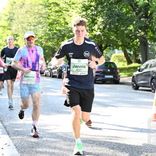 20.09.2026 - PSD Bank Halbmarathon Dr. Thomas Lammeyer http://msf.ph/oto/10494389 20.09.2026 10:38:52 Laufen 3076, 33, 4527 meine-sportfotos.de