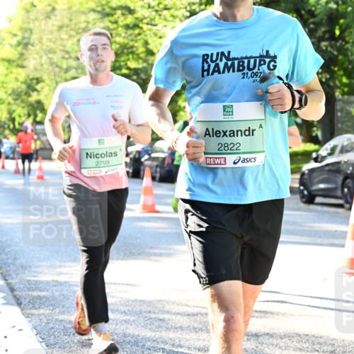 20.09.2026 - PSD Bank Halbmarathon Dr. Thomas Lammeyer http://msf.ph/oto/10494429 20.09.2026 10:38:59 Laufen 2011, 21, 097, 27, 0, 2799, 2822 meine-sportfotos.de