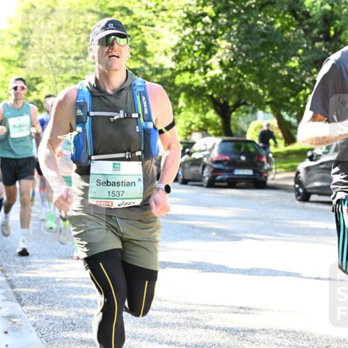20.09.2026 - PSD Bank Halbmarathon Dr. Thomas Lammeyer http://msf.ph/oto/10494743 20.09.2026 10:40:01 Laufen 1537, 2012 meine-sportfotos.de