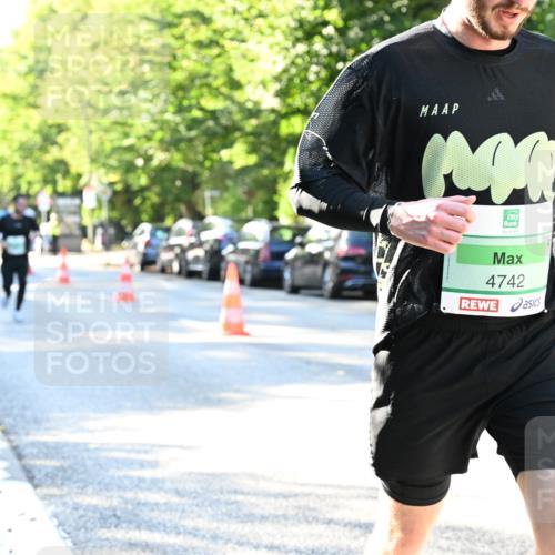 20.09.2026 - PSD Bank Halbmarathon Dr. Thomas Lammeyer http://msf.ph/oto/10494780 20.09.2026 10:40:07 Laufen 4742 meine-sportfotos.de