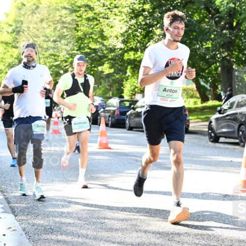 20.09.2026 - PSD Bank Halbmarathon Dr. Thomas Lammeyer http://msf.ph/oto/10494813 20.09.2026 10:40:15 Laufen 4498, 3767, 4541 meine-sportfotos.de
