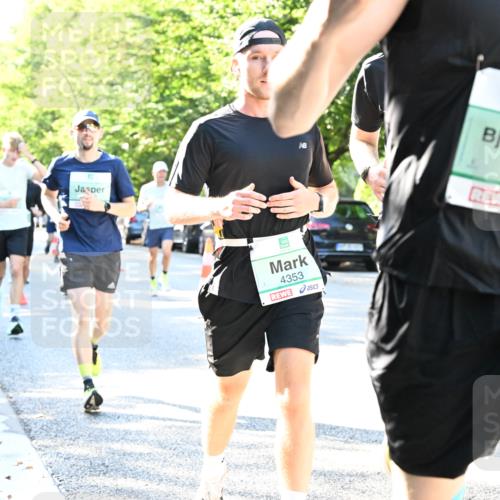 20.09.2026 - PSD Bank Halbmarathon Dr. Thomas Lammeyer http://msf.ph/oto/10494886 20.09.2026 10:40:27 Laufen 4353, 1845 meine-sportfotos.de