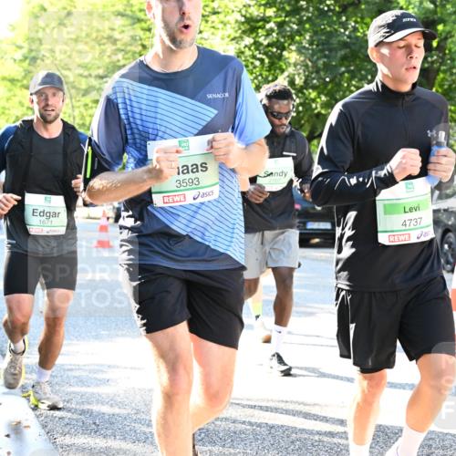 20.09.2026 - PSD Bank Halbmarathon Dr. Thomas Lammeyer http://msf.ph/oto/10495377 20.09.2026 10:41:51 Laufen 1671, 3593, 2707, 4737 meine-sportfotos.de