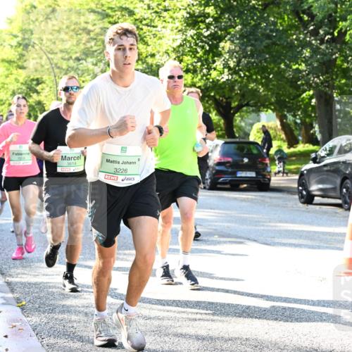 20.09.2026 - PSD Bank Halbmarathon Dr. Thomas Lammeyer http://msf.ph/oto/10495512 20.09.2026 10:42:13 Laufen 1559, 3614, 3226 meine-sportfotos.de