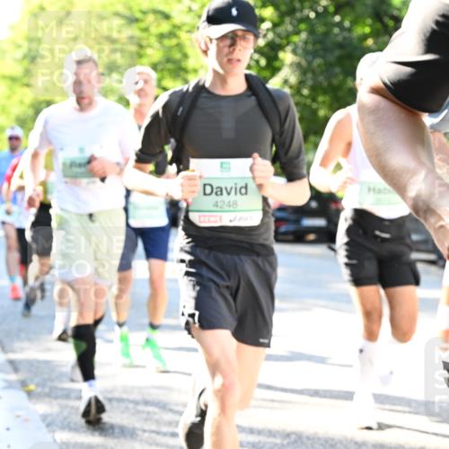 20.09.2026 - PSD Bank Halbmarathon Dr. Thomas Lammeyer http://msf.ph/oto/10495609 20.09.2026 10:42:29 Laufen 4248 meine-sportfotos.de