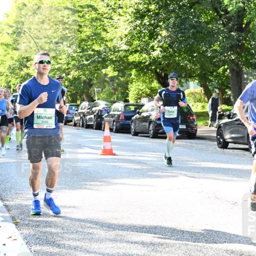 20.09.2026 - PSD Bank Halbmarathon Dr. Thomas Lammeyer http://msf.ph/oto/10495690 20.09.2026 10:42:42 Laufen 2066, 3443, 4683, 3504, 0 meine-sportfotos.de
