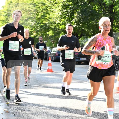 20.09.2026 - PSD Bank Halbmarathon Dr. Thomas Lammeyer http://msf.ph/oto/10496334 20.09.2026 10:44:31 Laufen 4748, 1464, 3858, 4777 meine-sportfotos.de
