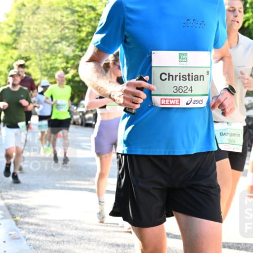 20.09.2026 - PSD Bank Halbmarathon Dr. Thomas Lammeyer http://msf.ph/oto/10496535 20.09.2026 10:45:02 Laufen 3624, 3609 meine-sportfotos.de