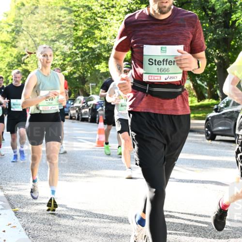 20.09.2026 - PSD Bank Halbmarathon Dr. Thomas Lammeyer http://msf.ph/oto/10496556 20.09.2026 10:45:05 Laufen 1356, 1666, 846 meine-sportfotos.de