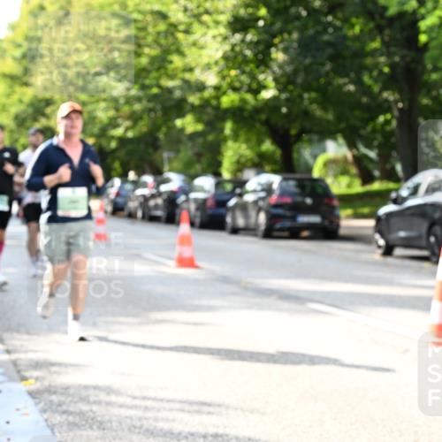 20.09.2026 - PSD Bank Halbmarathon Dr. Thomas Lammeyer http://msf.ph/oto/10497316 20.09.2026 10:47:00 Laufen  meine-sportfotos.de