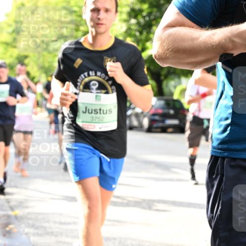 20.09.2026 - PSD Bank Halbmarathon Dr. Thomas Lammeyer http://msf.ph/oto/10497625 20.09.2026 10:47:47 Laufen 3752, 239 meine-sportfotos.de