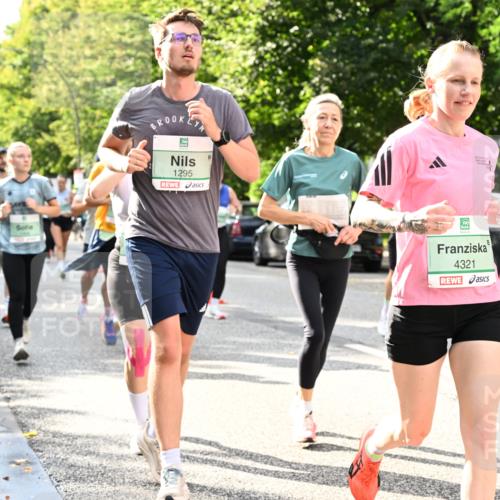20.09.2026 - PSD Bank Halbmarathon Dr. Thomas Lammeyer http://msf.ph/oto/10497755 20.09.2026 10:48:09 Laufen 1295, 4321 meine-sportfotos.de