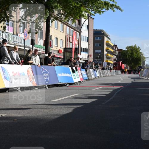 20.09.2026 - PSD Bank Halbmarathon J. Mangold http://msf.ph/oto/10503327 20.09.2026 10:25:07 Ziel  meine-sportfotos.de