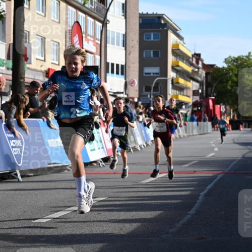 20.09.2026 - PSD Bank Halbmarathon J. Mangold http://msf.ph/oto/10503673 20.09.2026 10:28:49 Ziel 206, 211, 242, 258, 301, 354 meine-sportfotos.de