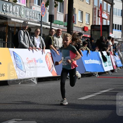 20.09.2026 - PSD Bank Halbmarathon J. Mangold http://msf.ph/oto/10503728 20.09.2026 10:29:13 Ziel 137, 181, 228, 377, 406 meine-sportfotos.de