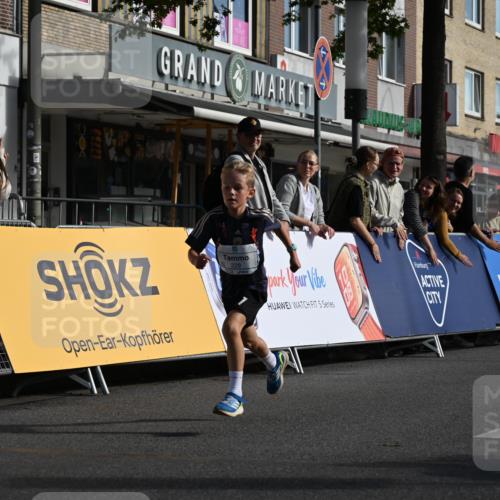 20.09.2026 - PSD Bank Halbmarathon J. Mangold http://msf.ph/oto/10503766 20.09.2026 10:29:18 Ziel 102, 137, 181, 228, 368, 377, 406 meine-sportfotos.de