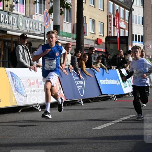 20.09.2026 - PSD Bank Halbmarathon J. Mangold http://msf.ph/oto/10503800 20.09.2026 10:29:26 Ziel 102, 140, 231, 357, 368, 434 meine-sportfotos.de