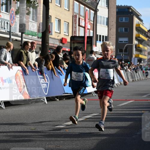 20.09.2026 - PSD Bank Halbmarathon J. Mangold http://msf.ph/oto/10504155 20.09.2026 10:30:39 Ziel 121, 149, 304, 347, 355, 380, 430, 438 meine-sportfotos.de