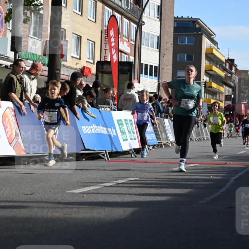 20.09.2026 - PSD Bank Halbmarathon J. Mangold http://msf.ph/oto/10504178 20.09.2026 10:30:54 Ziel 115, 388, 394, 422, 435, 436 meine-sportfotos.de