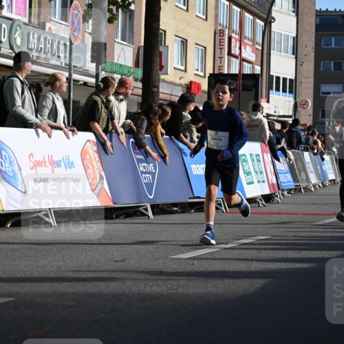 20.09.2026 - PSD Bank Halbmarathon J. Mangold http://msf.ph/oto/10504199 20.09.2026 10:31:01 Ziel 115, 155, 245, 280, 326, 358, 388, 394, 422, 435, 436, 448 meine-sportfotos.de