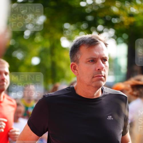 20.09.2026 - PSD Bank Halbmarathon LAZAROV Photography http://msf.ph/oto/10507534 20.09.2026 10:03:57 Laufen 2602 meine-sportfotos.de