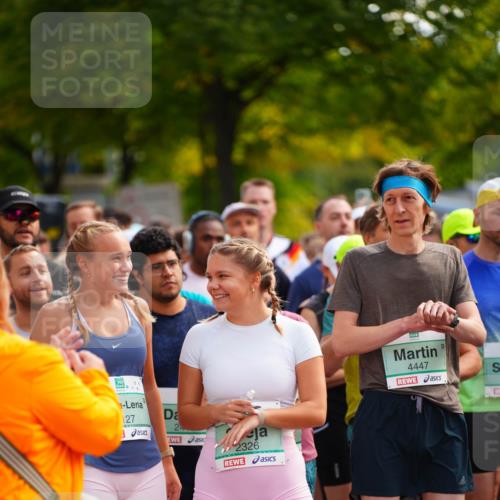 20.09.2026 - PSD Bank Halbmarathon LAZAROV Photography http://msf.ph/oto/10507698 20.09.2026 10:05:18 Laufen 127, 2326, 4447 meine-sportfotos.de