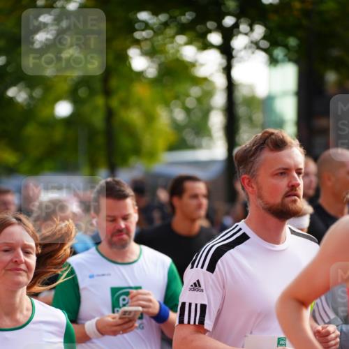 20.09.2026 - PSD Bank Halbmarathon LAZAROV Photography http://msf.ph/oto/10507923 20.09.2026 10:05:45 Laufen 4302, 3161 meine-sportfotos.de