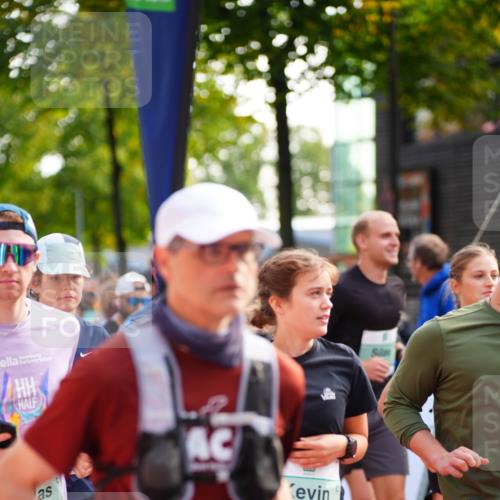 20.09.2026 - PSD Bank Halbmarathon LAZAROV Photography http://msf.ph/oto/10508058 20.09.2026 10:06:00 Laufen 2268, 101 meine-sportfotos.de