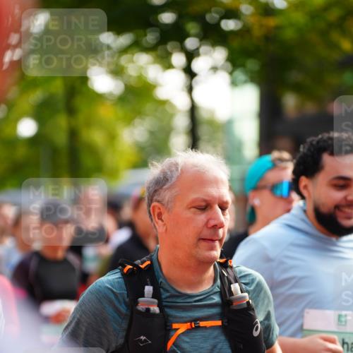 20.09.2026 - PSD Bank Halbmarathon LAZAROV Photography http://msf.ph/oto/10508248 20.09.2026 10:06:24 Laufen 4442, 676 meine-sportfotos.de