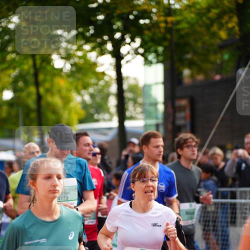 20.09.2026 - PSD Bank Halbmarathon LAZAROV Photography http://msf.ph/oto/10508280 20.09.2026 10:06:29 Laufen 4773, 1988, 1463 meine-sportfotos.de