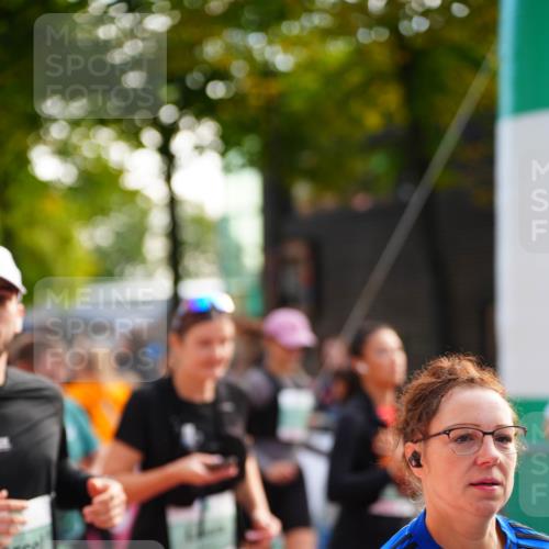 20.09.2026 - PSD Bank Halbmarathon LAZAROV Photography http://msf.ph/oto/10508409 20.09.2026 10:06:43 Laufen 2002, 96, 1490 meine-sportfotos.de