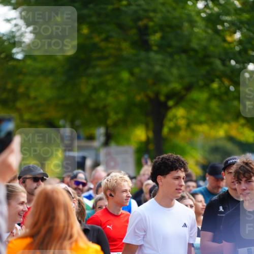 20.09.2026 - PSD Bank Halbmarathon LAZAROV Photography http://msf.ph/oto/10508589 20.09.2026 10:08:25 Laufen 298, 1772 meine-sportfotos.de