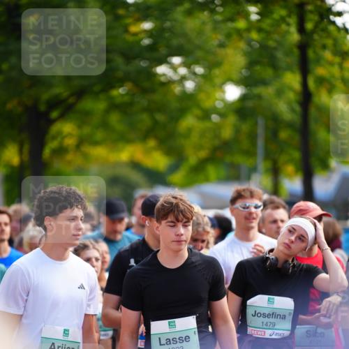 20.09.2026 - PSD Bank Halbmarathon LAZAROV Photography http://msf.ph/oto/10508621 20.09.2026 10:08:37 Laufen 1772, 1923, 1479, 4191 meine-sportfotos.de