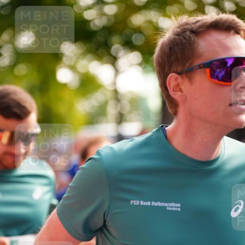 20.09.2026 - PSD Bank Halbmarathon LAZAROV Photography http://msf.ph/oto/10508696 20.09.2026 10:08:52 Laufen 4475, 4473 meine-sportfotos.de