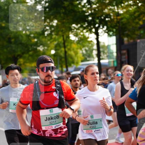 20.09.2026 - PSD Bank Halbmarathon LAZAROV Photography http://msf.ph/oto/10509303 20.09.2026 10:09:58 Laufen 4, 7, 3211, 4342 meine-sportfotos.de