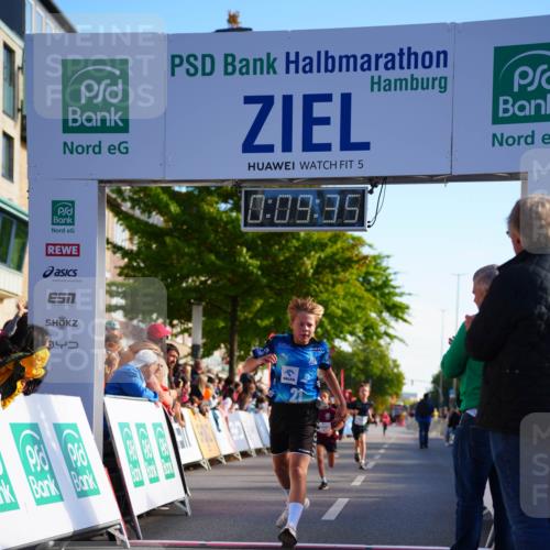 20.09.2026 - PSD Bank Halbmarathon LAZAROV Photography http://msf.ph/oto/10509919 20.09.2026 10:28:59 Laufen 5, 0, 09, 35, 34 meine-sportfotos.de