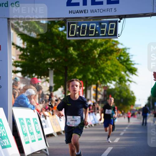 20.09.2026 - PSD Bank Halbmarathon LAZAROV Photography http://msf.ph/oto/10509955 20.09.2026 10:29:02 Laufen 5, 0, 09, 38, 9211 meine-sportfotos.de