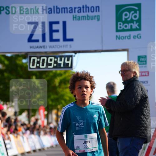 20.09.2026 - PSD Bank Halbmarathon LAZAROV Photography http://msf.ph/oto/10509991 20.09.2026 10:29:08 Laufen 0, 09, 44, 1475, 206 meine-sportfotos.de