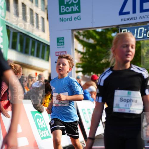 20.09.2026 - PSD Bank Halbmarathon LAZAROV Photography http://msf.ph/oto/10510292 20.09.2026 10:29:46 Laufen 10, 2, 165, 417 meine-sportfotos.de
