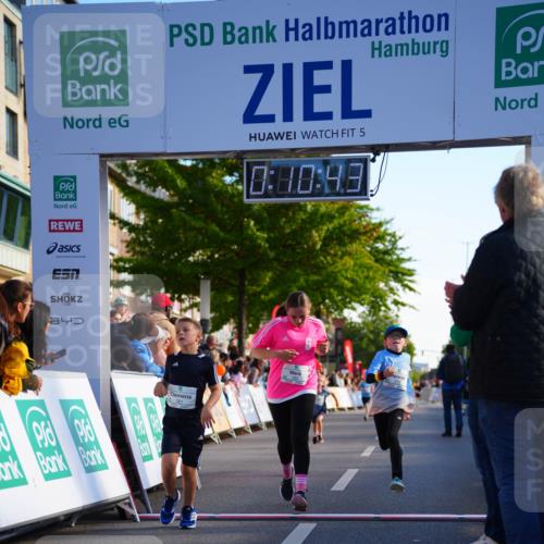 20.09.2026 - PSD Bank Halbmarathon LAZAROV Photography http://msf.ph/oto/10510445 20.09.2026 10:30:07 Laufen 5, 0, 40, 4, 3, 4 meine-sportfotos.de