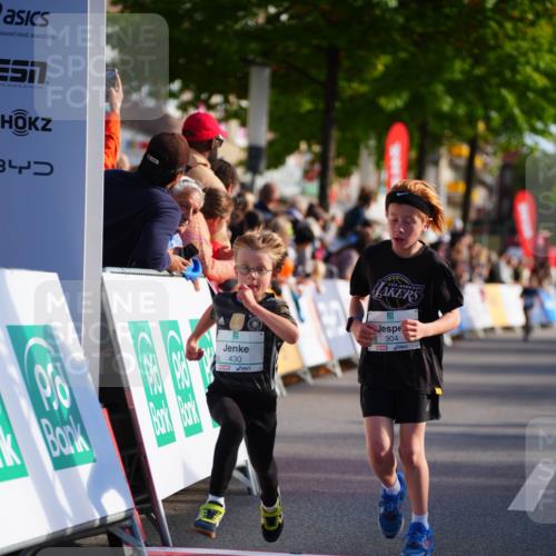 20.09.2026 - PSD Bank Halbmarathon LAZAROV Photography http://msf.ph/oto/10510913 20.09.2026 10:30:57 Laufen 51, 3, 430, 304 meine-sportfotos.de