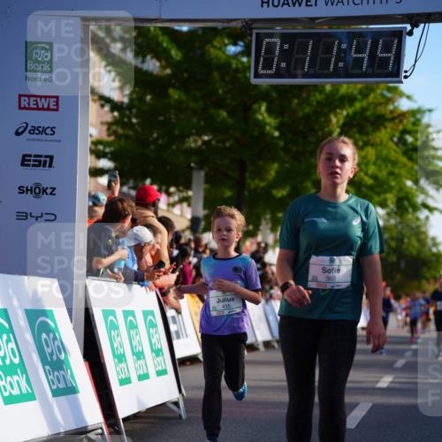 20.09.2026 - PSD Bank Halbmarathon LAZAROV Photography http://msf.ph/oto/10510971 20.09.2026 10:31:08 Laufen 34, 0, 88, 44, 435, 388 meine-sportfotos.de
