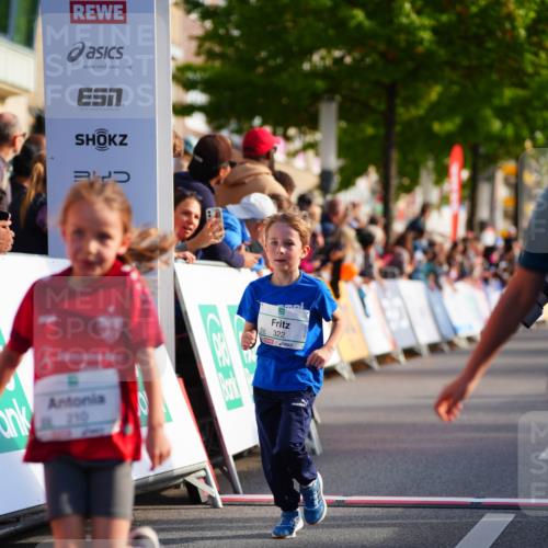 20.09.2026 - PSD Bank Halbmarathon LAZAROV Photography http://msf.ph/oto/10511292 20.09.2026 10:31:43 Laufen 7, 210, 322 meine-sportfotos.de