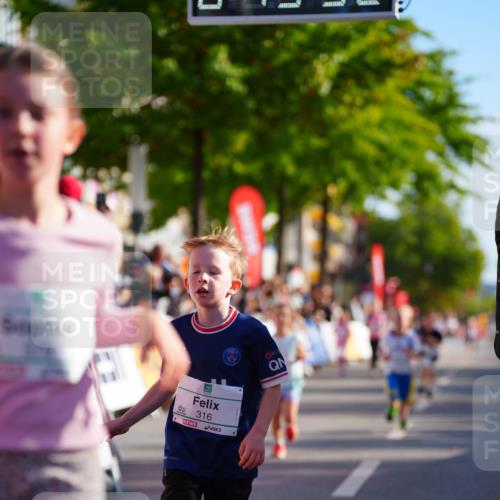 20.09.2026 - PSD Bank Halbmarathon LAZAROV Photography http://msf.ph/oto/10512066 20.09.2026 10:33:16 Laufen 316 meine-sportfotos.de