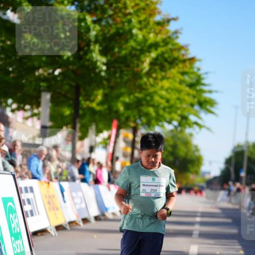 20.09.2026 - PSD Bank Halbmarathon LAZAROV Photography http://msf.ph/oto/10513922 20.09.2026 10:40:40 Laufen 2, 259 meine-sportfotos.de