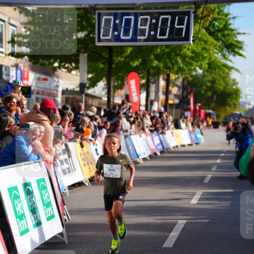 20.09.2026 - PSD Bank Halbmarathon LAZAROV Photography http://msf.ph/oto/10547825 20.09.2026 10:28:28 Ziel 324 meine-sportfotos.de