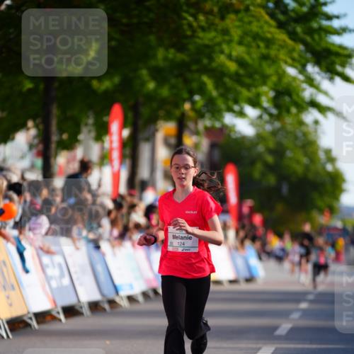 20.09.2026 - PSD Bank Halbmarathon LAZAROV Photography http://msf.ph/oto/10547878 20.09.2026 10:29:13 Ziel 124, 206 meine-sportfotos.de