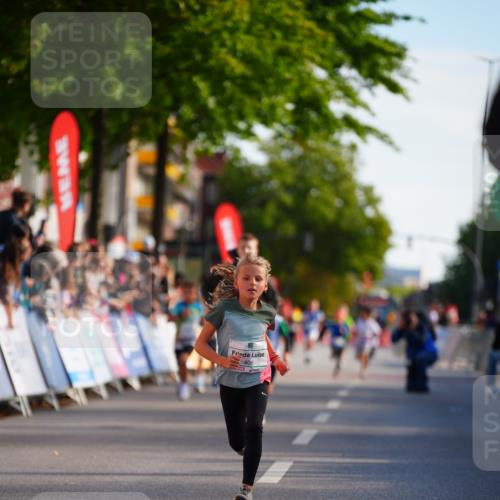 20.09.2026 - PSD Bank Halbmarathon LAZAROV Photography http://msf.ph/oto/10547887 20.09.2026 10:29:22 Ziel 124, 137, 181, 406 meine-sportfotos.de