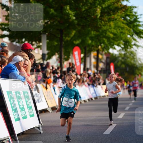 20.09.2026 - PSD Bank Halbmarathon LAZAROV Photography http://msf.ph/oto/10547946 20.09.2026 10:29:49 Ziel 165, 202, 231, 279, 417 meine-sportfotos.de